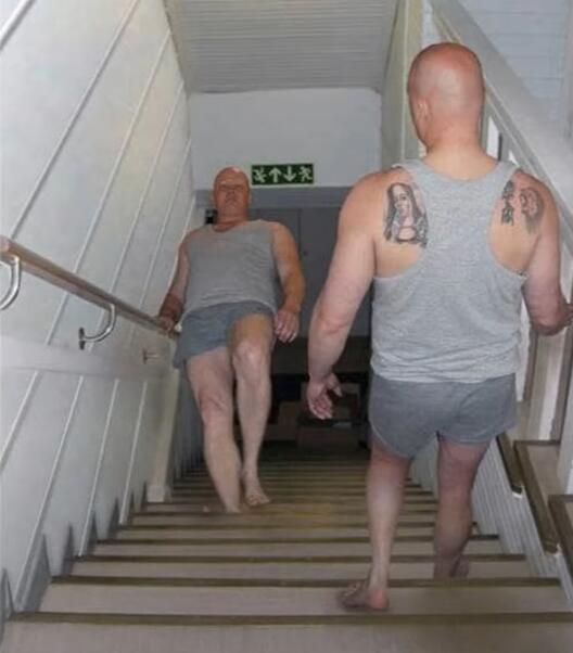 Мем от GnortsMrAlien73