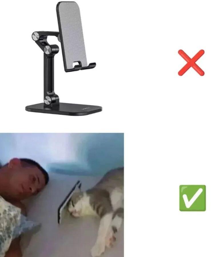 Зачим мни падставка дльа тилифона исли есть котек🤫🧏